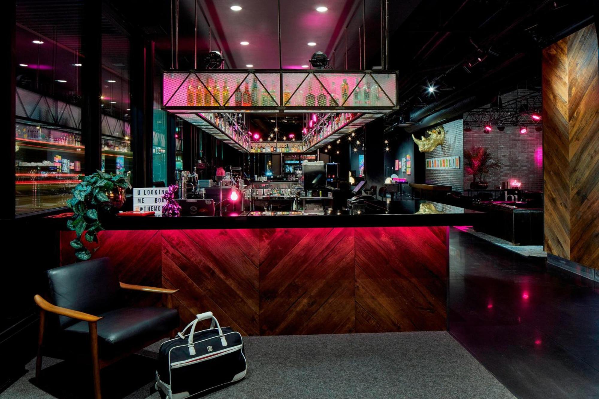Moxy Minneapolis Uptown Εξωτερικό φωτογραφία